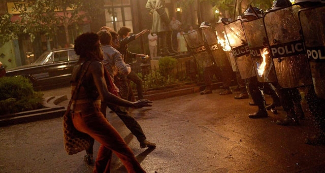 RESENHA CRÍTICA: Stonewall, Onde o Orgulho Começou (Stonewall) RESENHA CRÍTICA: Stonewall, Onde o Orgulho Começou (Stonewall)
