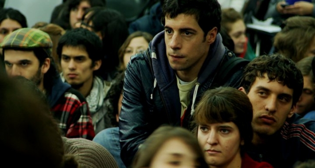 RESENHA CRÍTICA: O Estudante (El Estudiante) RESENHA CRÍTICA: O Estudante (El Estudiante)