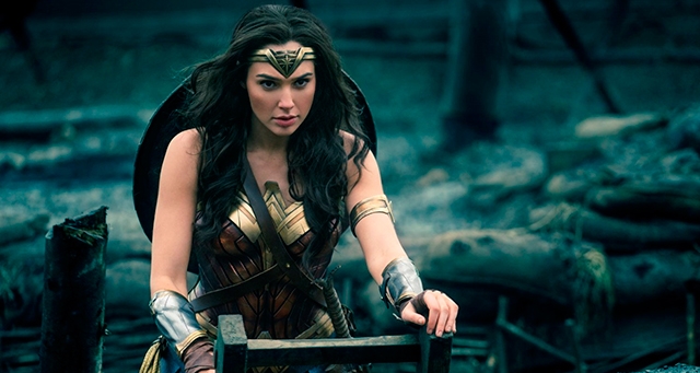 RESENHA CRÍTICA: Mulher-Maravilha (Wonder Woman) RESENHA CRÍTICA: Mulher-Maravilha (Wonder Woman)