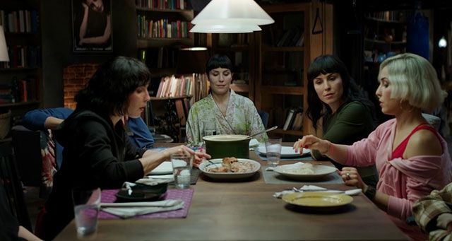 NA NETFLIX: Onde Está Segunda? (What Happened to Monday/Seven Sisters) NA NETFLIX: Onde Está Segunda? (What Happened to Monday/Seven Sisters)