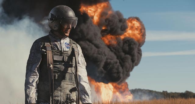 RESENHA CRÍTICA: O Primeiro Homem (First Man) RESENHA CRÍTICA: O Primeiro Homem (First Man)